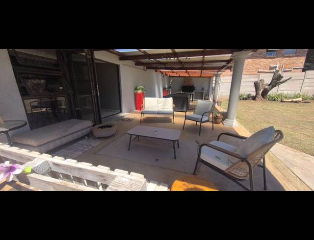 3 BEDROOM HOUSE FOR SALE IN FLORIDA